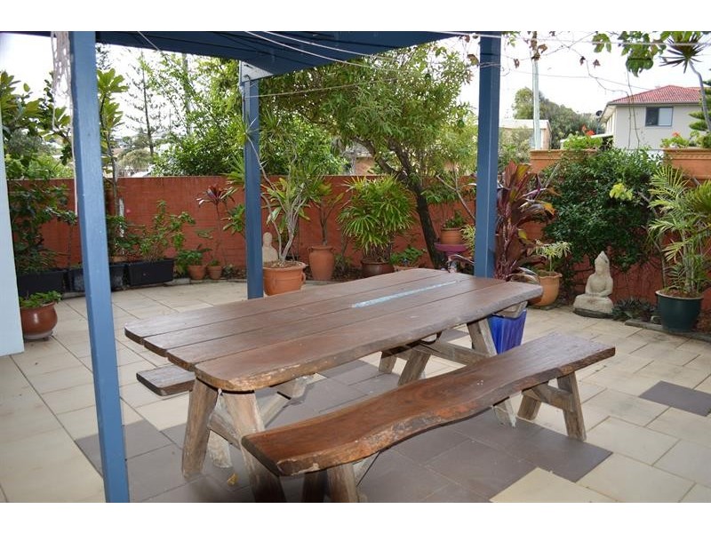 4/11 Pacific  Pde, Yamba NSW 2464