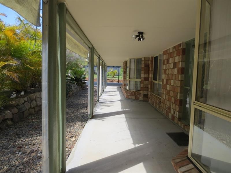 7 Kookaburra Ct, Woombah NSW 2469