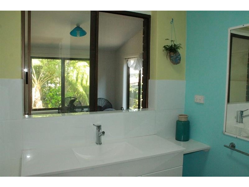 26 Young St, Wooloweyah NSW 2464