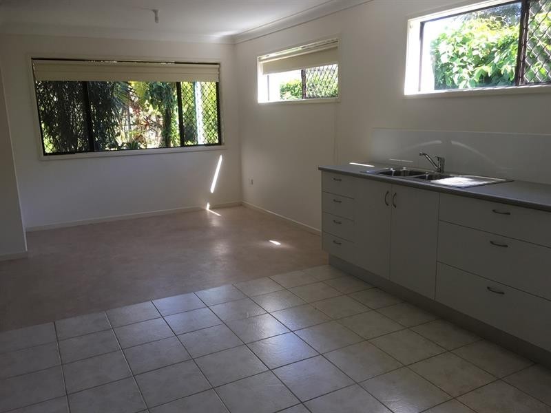 4B Endeavour St, Yamba NSW 2464