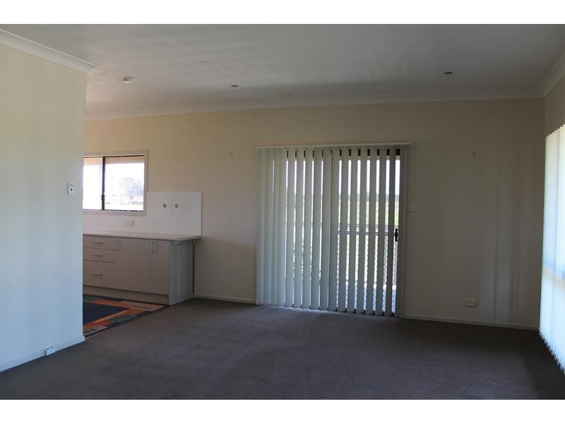 135 School Rd, Palmers Island NSW 2463