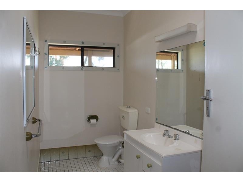 135 School Rd, Palmers Island NSW 2463