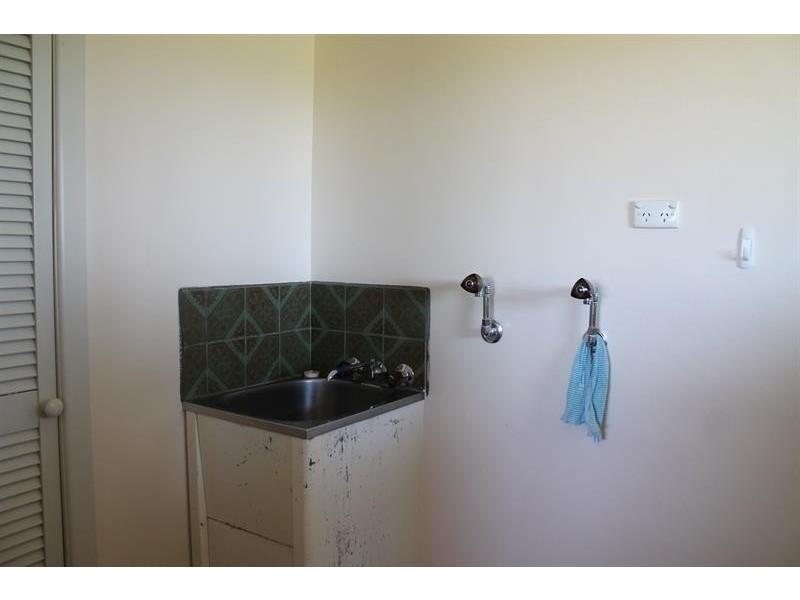 135 School Rd, Palmers Island NSW 2463