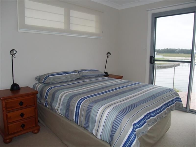 27B Barellan Ave, Yamba NSW 2464
