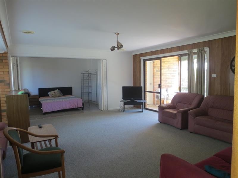 36 Coonawarra Ct, Yamba NSW 2464