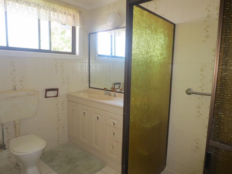 36 Coonawarra Ct, Yamba NSW 2464