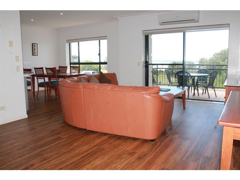 31/20-21 Pacific Pde, Yamba NSW 2464