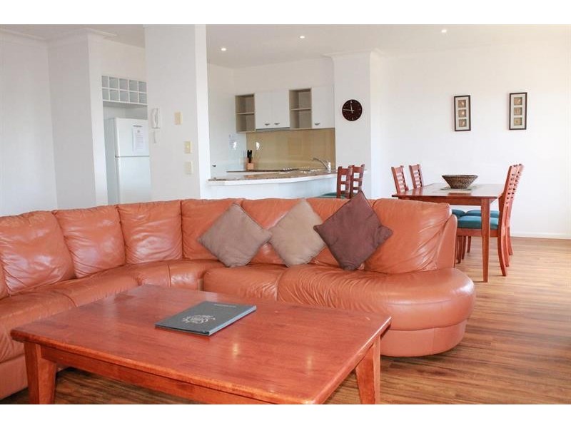 31/20-21 Pacific Pde, Yamba NSW 2464