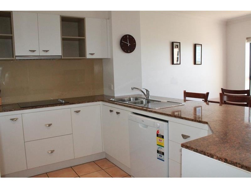 31/20-21 Pacific Pde, Yamba NSW 2464