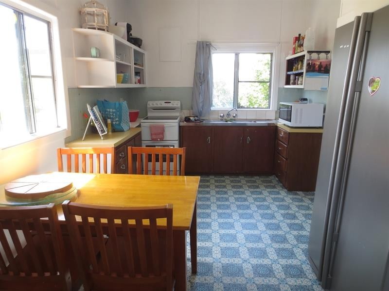 8 Poinsettia Cres, Brooms Head NSW 2463