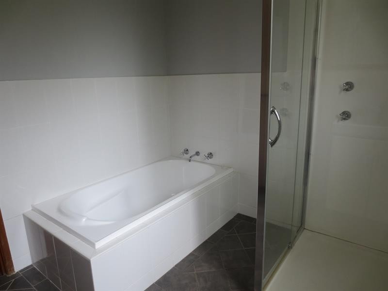 89 Lakes Bvd, Wooloweyah NSW 2464