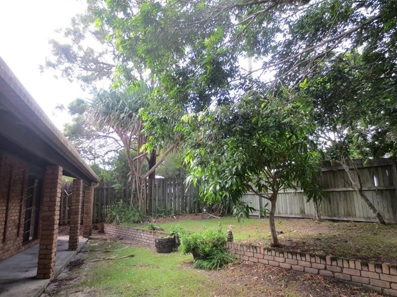 89 Lakes Bvd, Wooloweyah NSW 2464