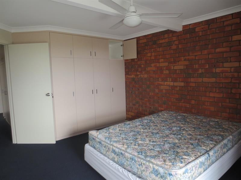 2/4 Bay St, Angourie NSW 2464