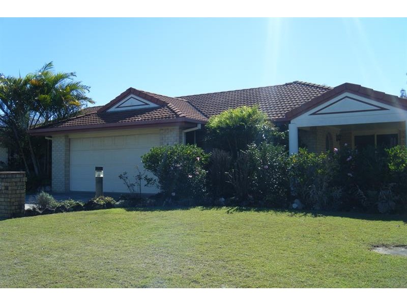 30 Palm Terrace, Yamba NSW 2464
