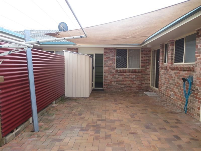 1/2A Kookaburra Ct, Yamba NSW 2464