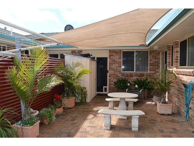 1/2A Kookaburra Ct, Yamba NSW 2464