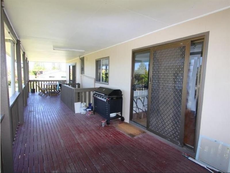 13 Yamba St, Palmers Island NSW 2463