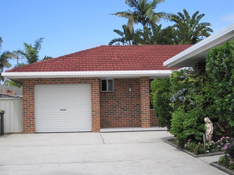 2/16 Heron Ct, Yamba NSW 2464