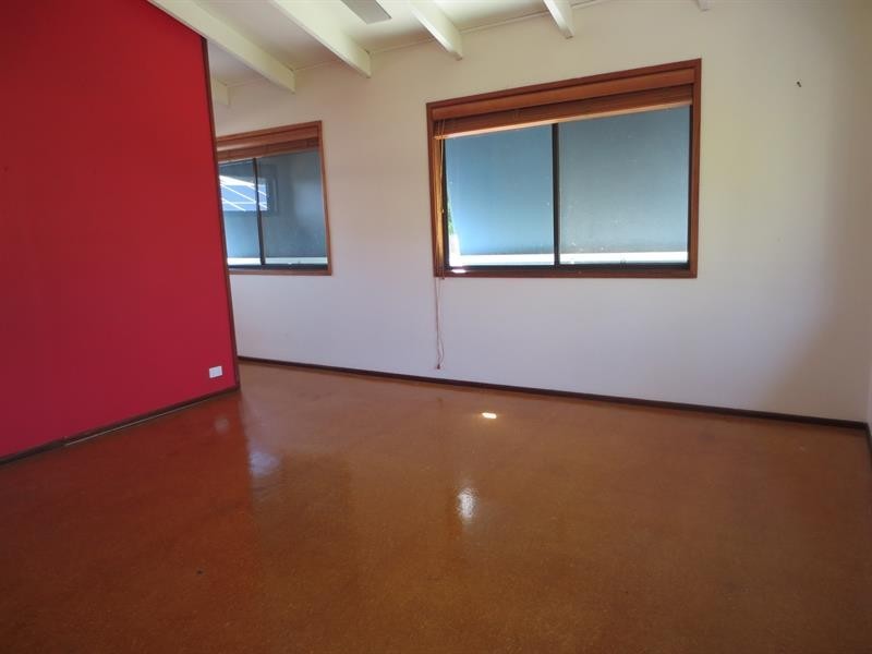 4a Endeavour St, Yamba NSW 2464