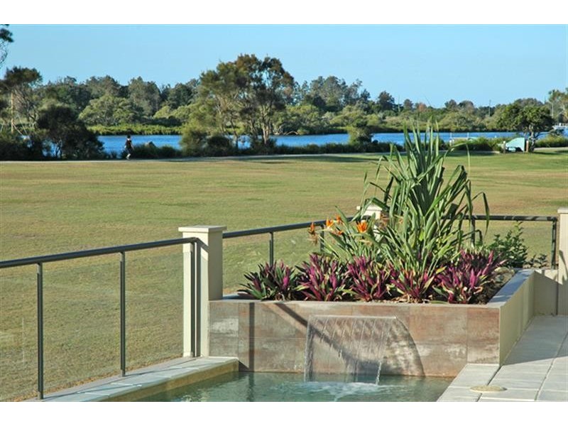5/8 Bent St, Yamba NSW 2464