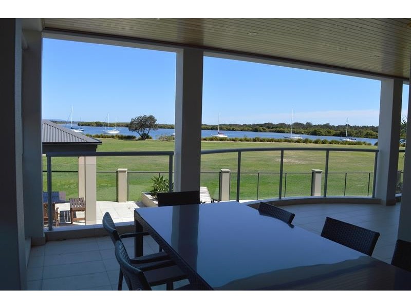 5/8 Bent St, Yamba NSW 2464
