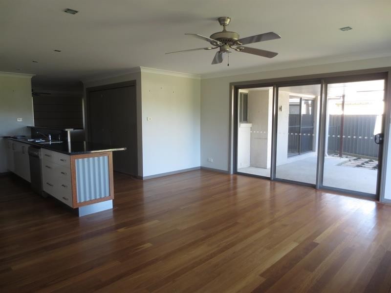 8 Buccaneers Ct, Yamba NSW 2464