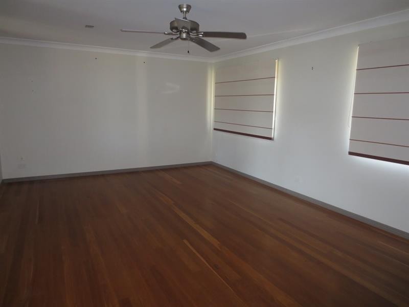 8 Buccaneers Ct, Yamba NSW 2464