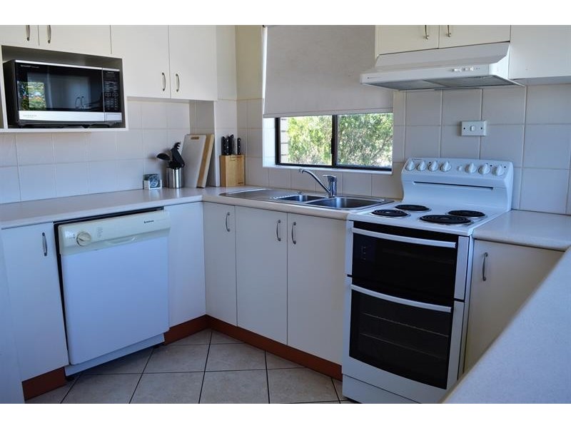 8/22 Clarence St, Yamba NSW 2464