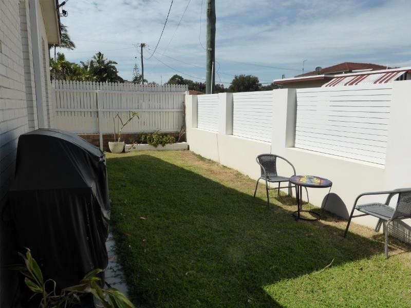 41 Beach Lane, Yamba NSW 2464