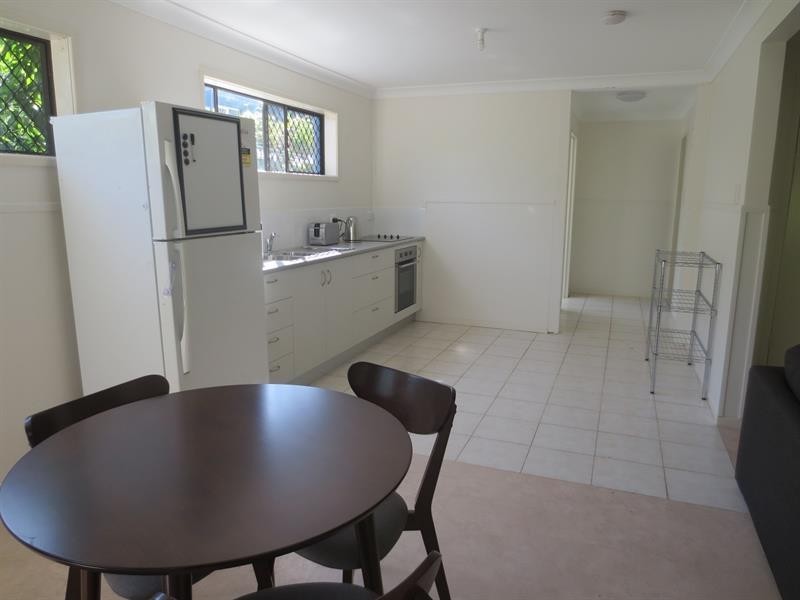 4B Endeavour St, Yamba NSW 2464