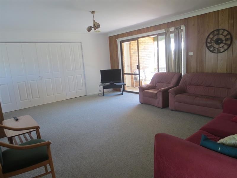 36 Coonawarra Ct, Yamba NSW 2464