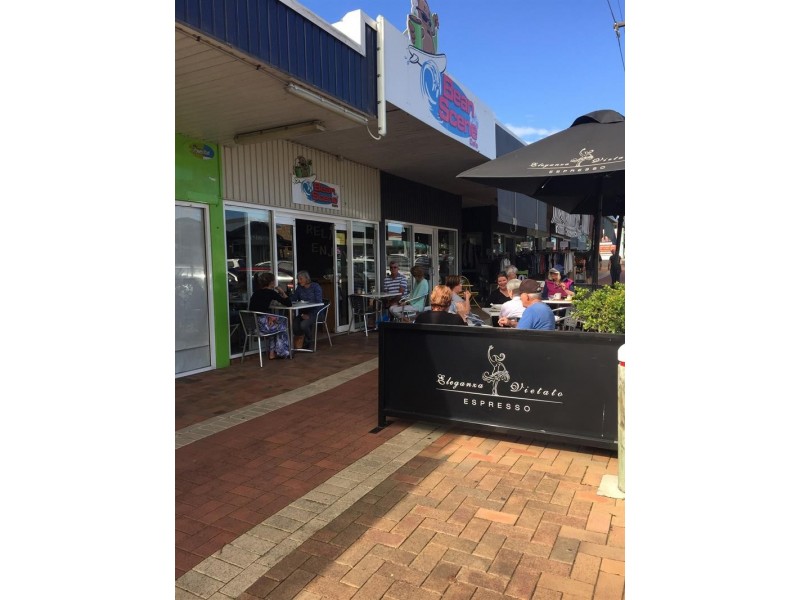 4/8 Yamba St, Yamba NSW 2464