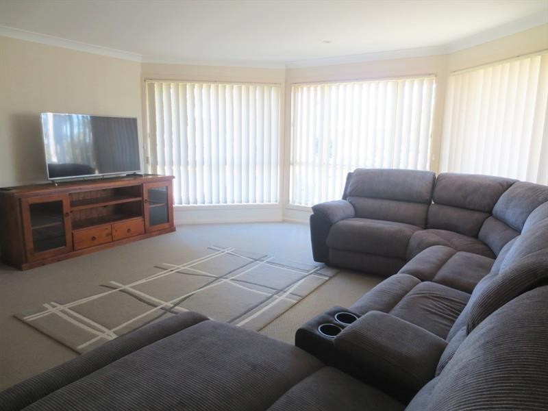 27 The Mainbrace -, Yamba NSW 2464