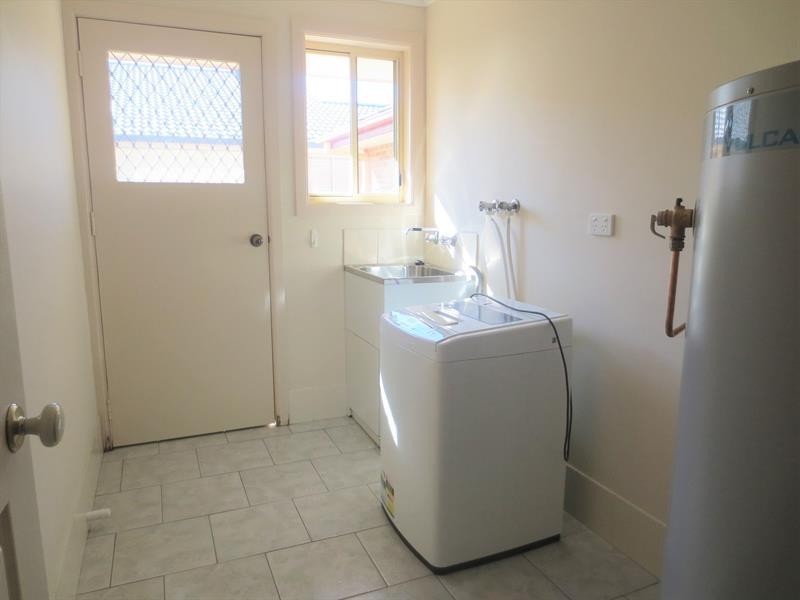 27 The Mainbrace -, Yamba NSW 2464