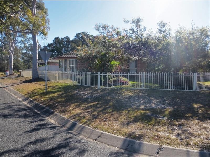 27 The Mainbrace -, Yamba NSW 2464