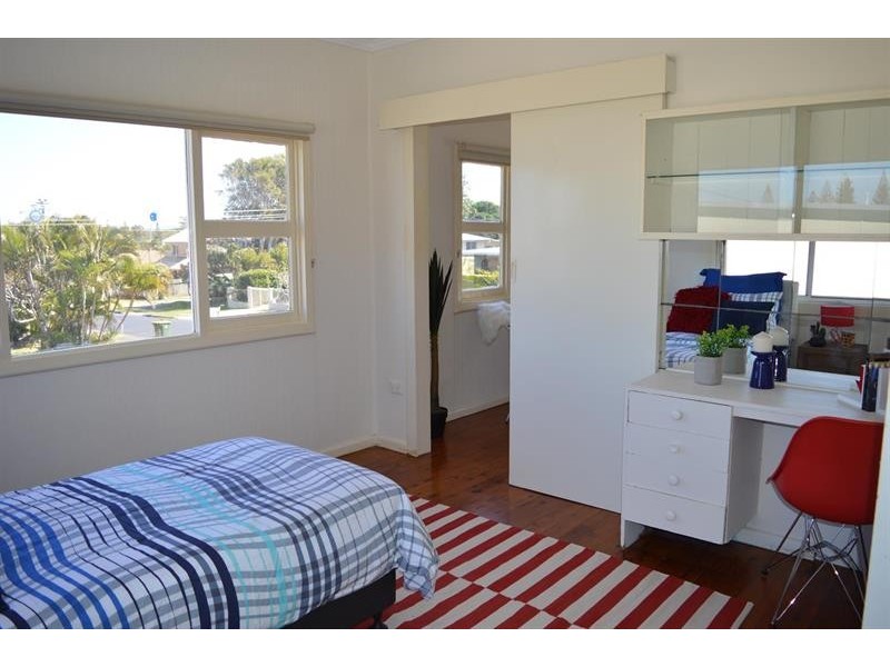 2 Harwood St, Yamba NSW 2464