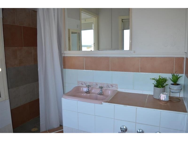 2 Harwood St, Yamba NSW 2464