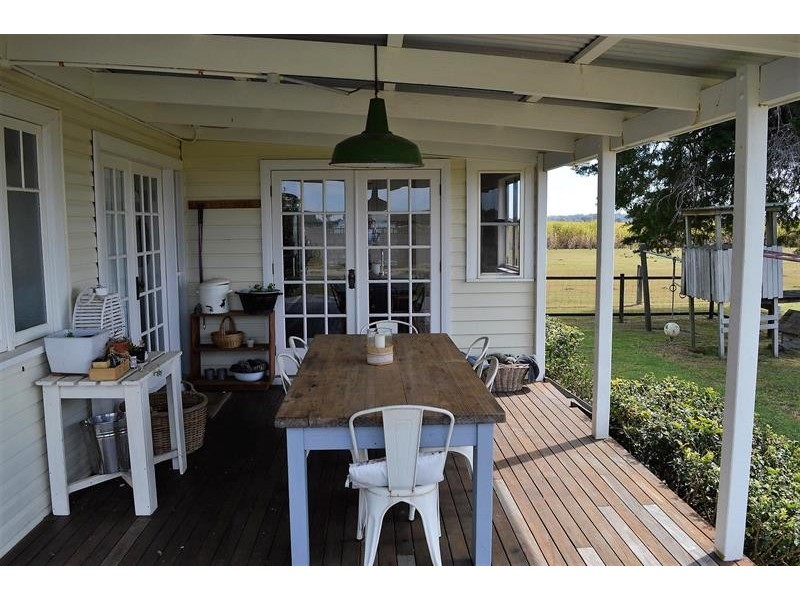 363 North Bank Rd, Palmers Island NSW 2463