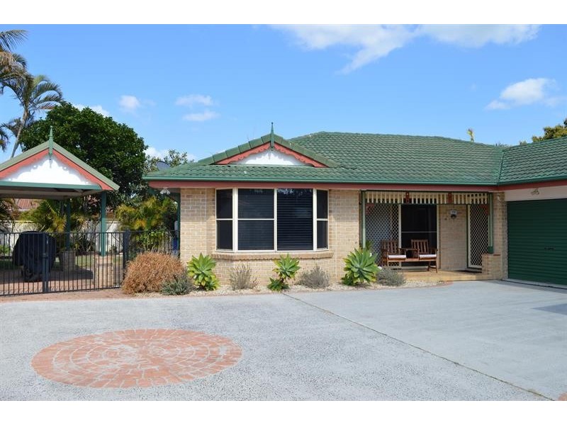 2/14 Conrad Cl, Iluka NSW 2466
