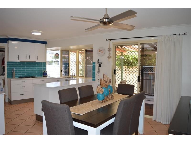 2/14 Conrad Cl, Iluka NSW 2466