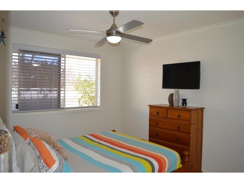 2/14 Conrad Cl, Iluka NSW 2466