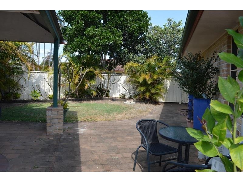 2/14 Conrad Cl, Iluka NSW 2466