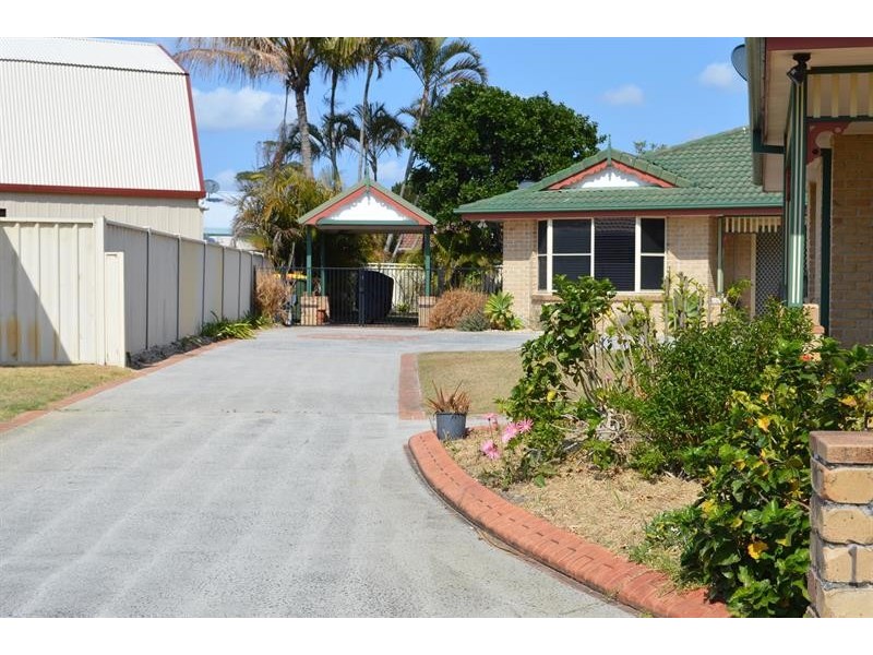 2/14 Conrad Cl, Iluka NSW 2466