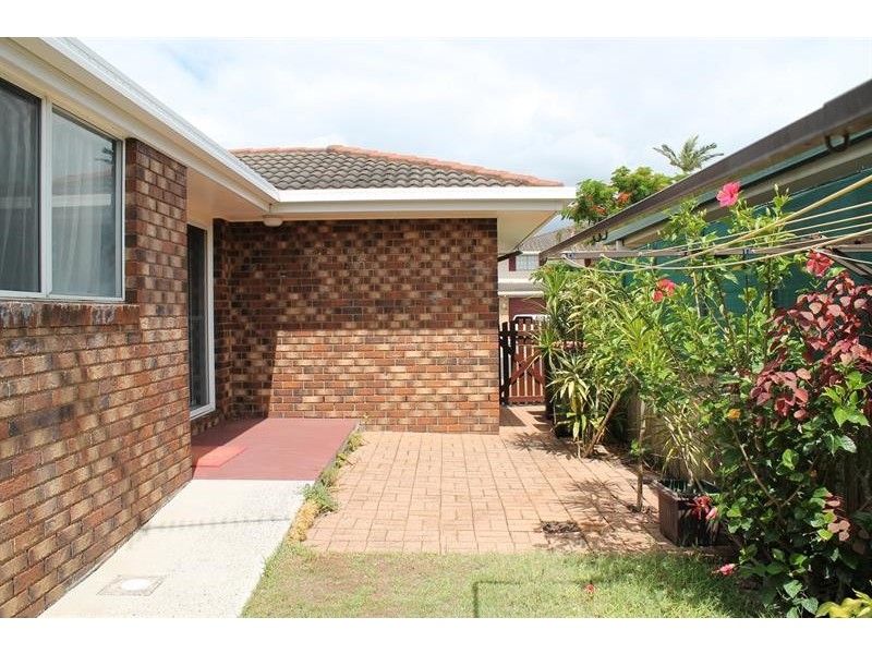 1/26 Melaleuca Drive, Yamba NSW 2464