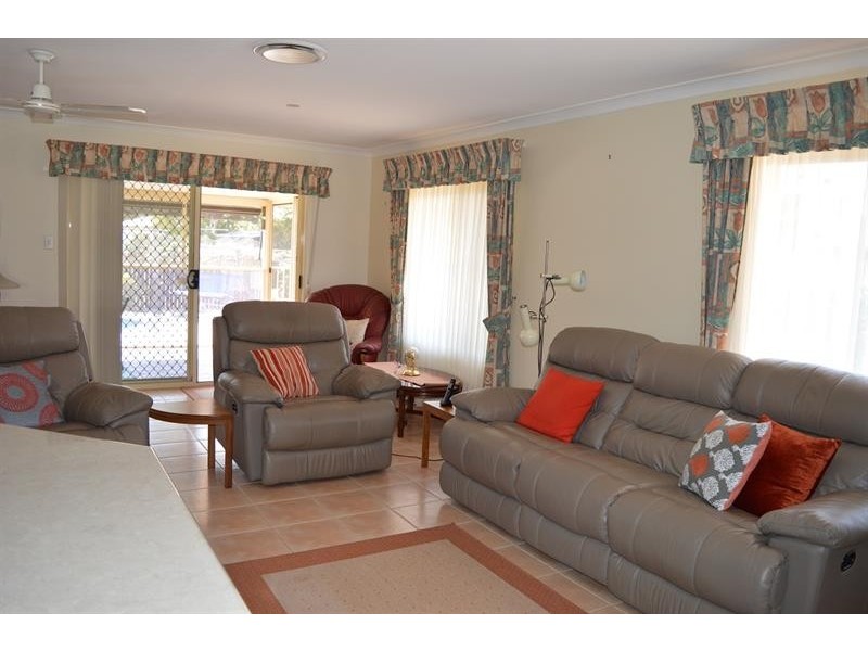 4 The Anchorage -, Yamba NSW 2464