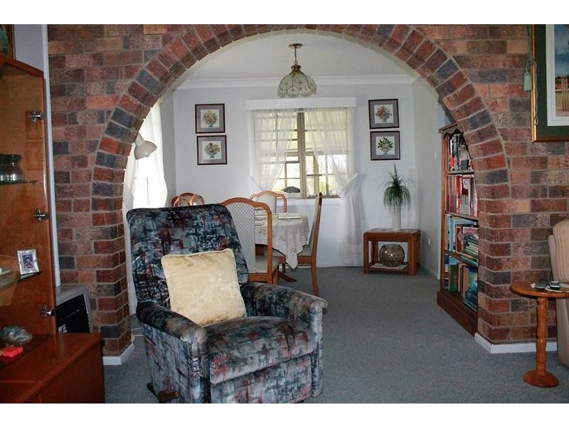 77 North Bank Rd, Palmers Island NSW 2463