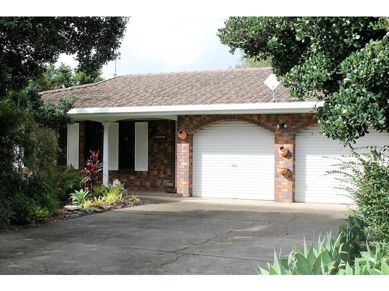 77 North Bank Rd, Palmers Island NSW 2463