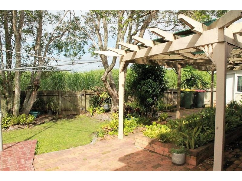 77 North Bank Rd, Palmers Island NSW 2463