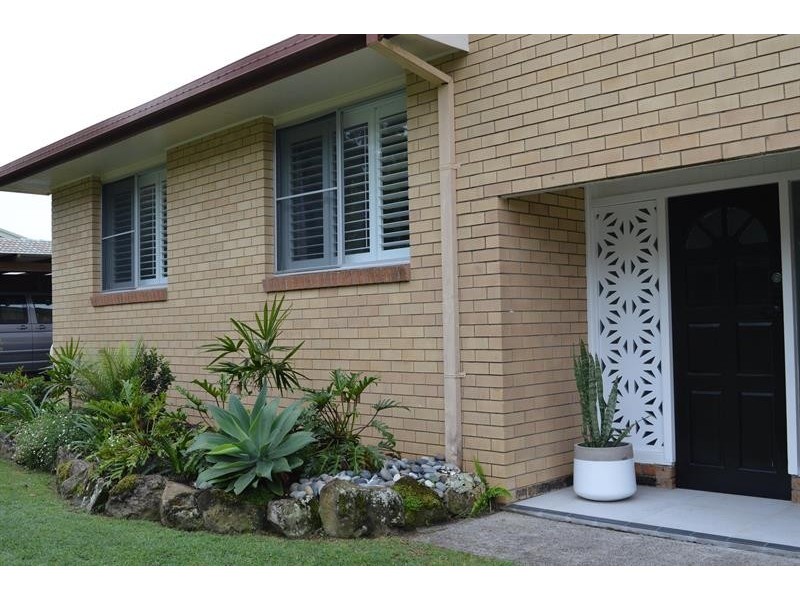 56 Coonawarra Ct, Yamba NSW 2464