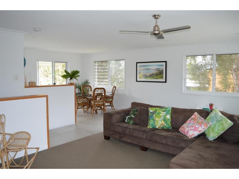 56 Coonawarra Ct, Yamba NSW 2464